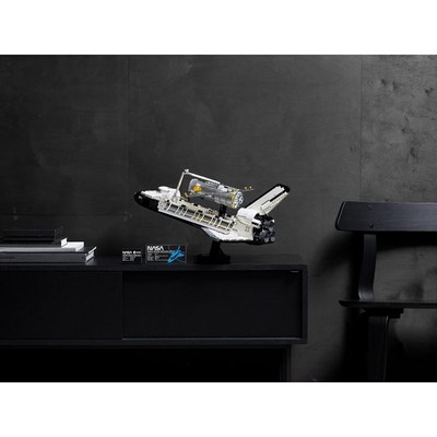 LEGO Creator NASA Space Shuttle Discovery (10283) - фото 102687